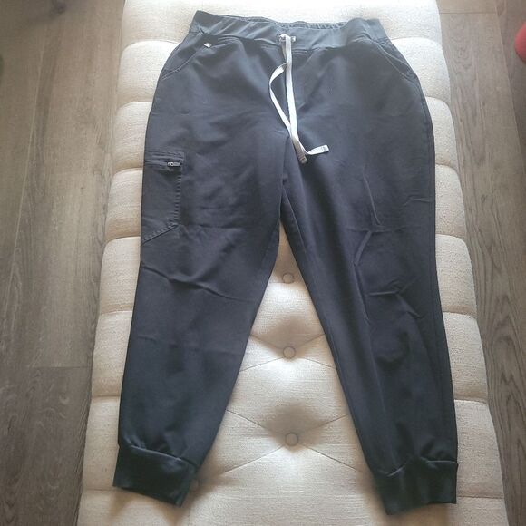 FIGS Zamora High Waisted Yoga Waistband Jogger Style Black Scrub Pants - XL/P - Picture 3 of 13